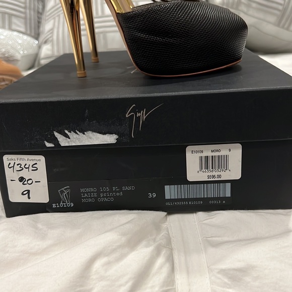 Giuseppe zanotti design. Size 39. Platform 105. Worn twice. Brown w/ gold heel - Picture 4 of 8